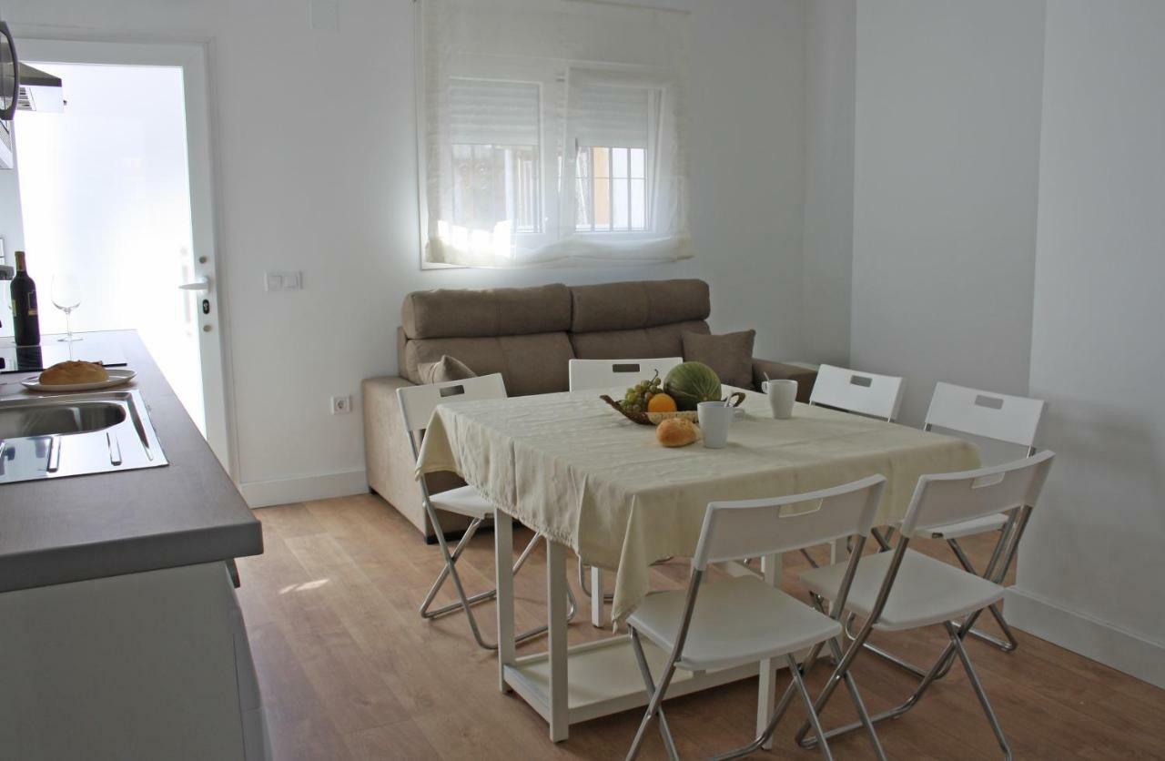 Apartamentos Angelita Plaza Beach مالقة المظهر الخارجي الصورة