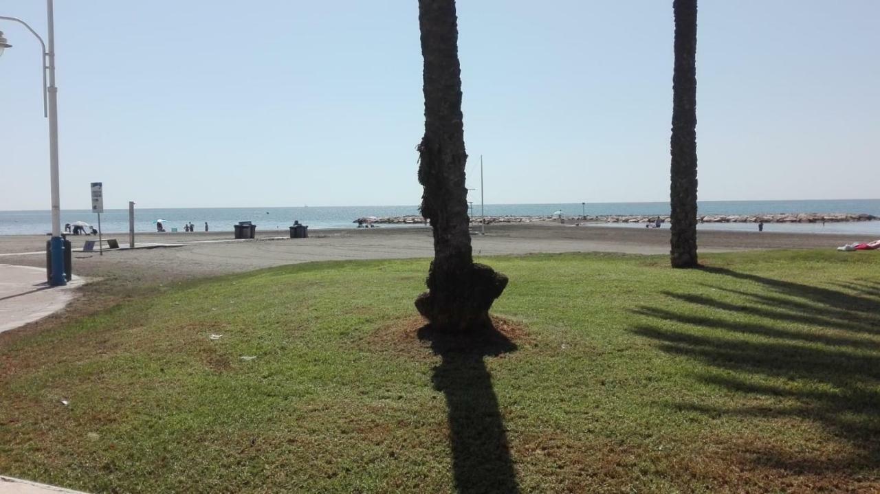 Apartamentos Angelita Plaza Beach مالقة المظهر الخارجي الصورة